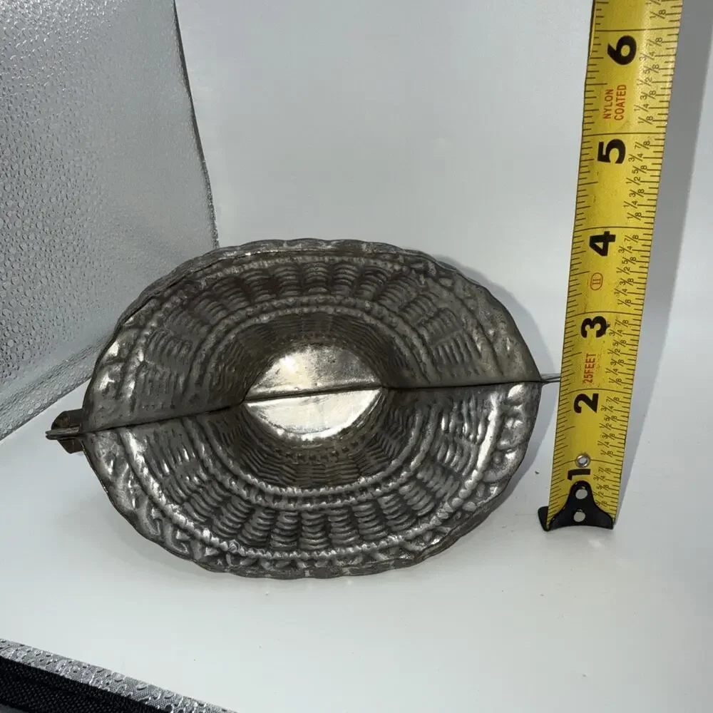 Vintage Easter Basket Chocolate Mold #7066 Metal Tin Nice Details 5- 3/4 
